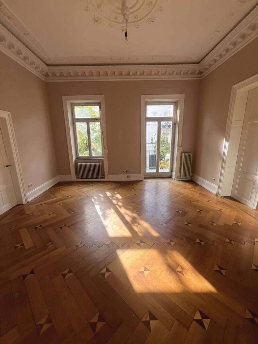 Wohnung zum Mieten in Wiesbaden 1.665 € 174 m² 5 zimmer