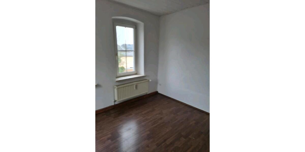 Etagenwohnung Helmbrechts - 3 Zimmer, 70 m&sup2;, 630&euro; | Angebot:25831902