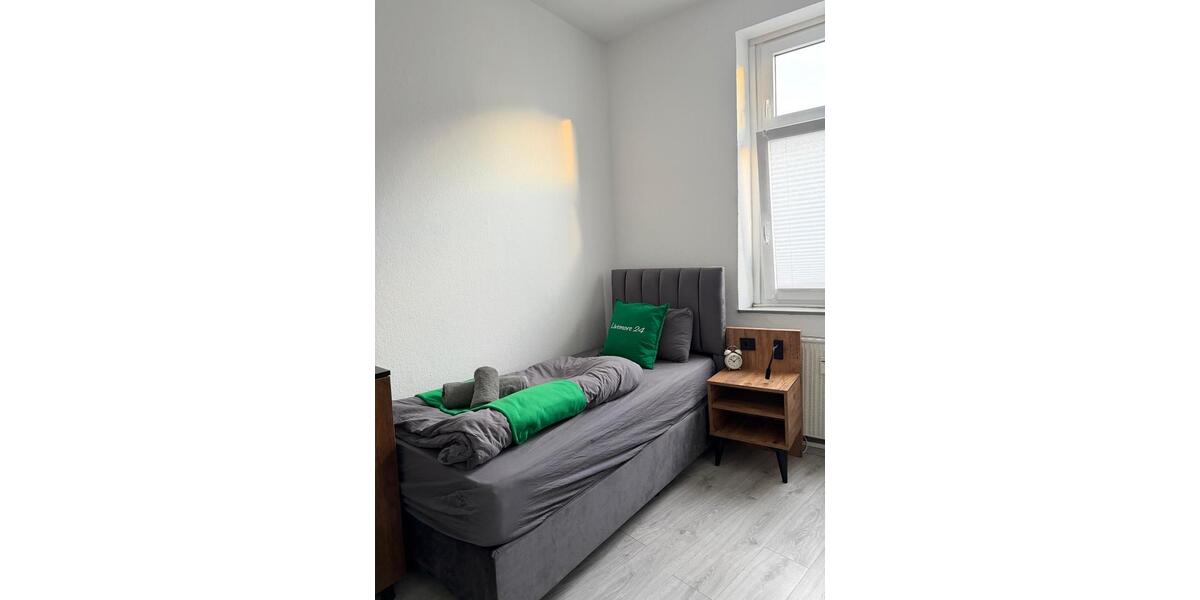 Wohnen auf Zeit Oberhausen - 4 Zimmer, 85 m&sup2;, 15&euro; | Angebot:25873528