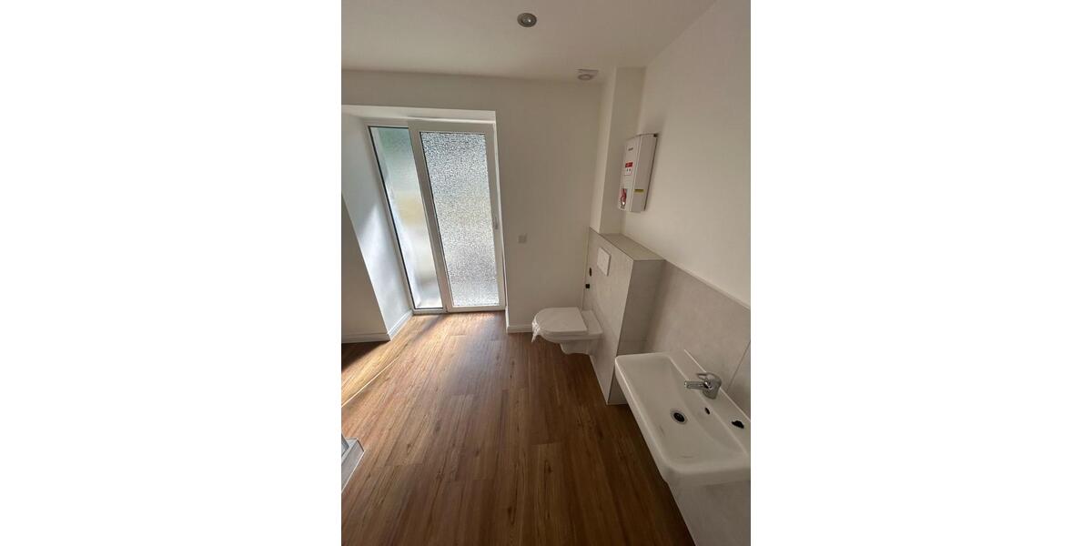 Etagenwohnung Wuppertal Barmen - 2 Zimmer, 64 m&sup2;, 838&euro; | Angebot:24687374