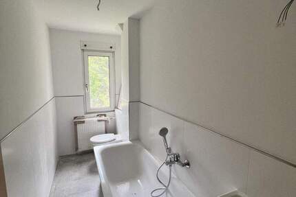 Vollständig neu renovierte Wohnung mit Balkon...ruhige Lage in Bad Düben! 3 zimmer