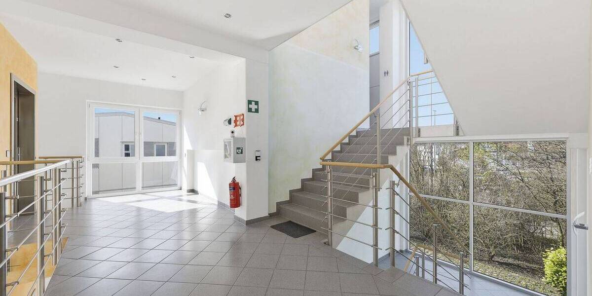 Gewerbeobjekt Ebersberg - 7.900&euro; | Angebot:26105410