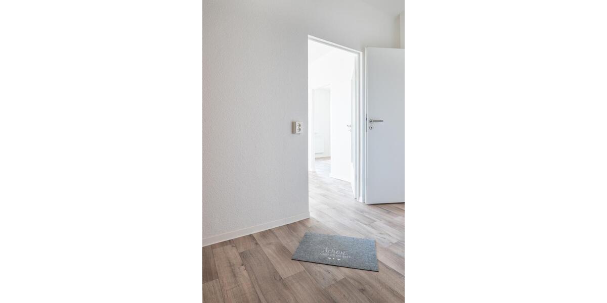 Neu gefällig? Sanierte 1-Raum-Wohnung mit Aufzug. 1 zimmer