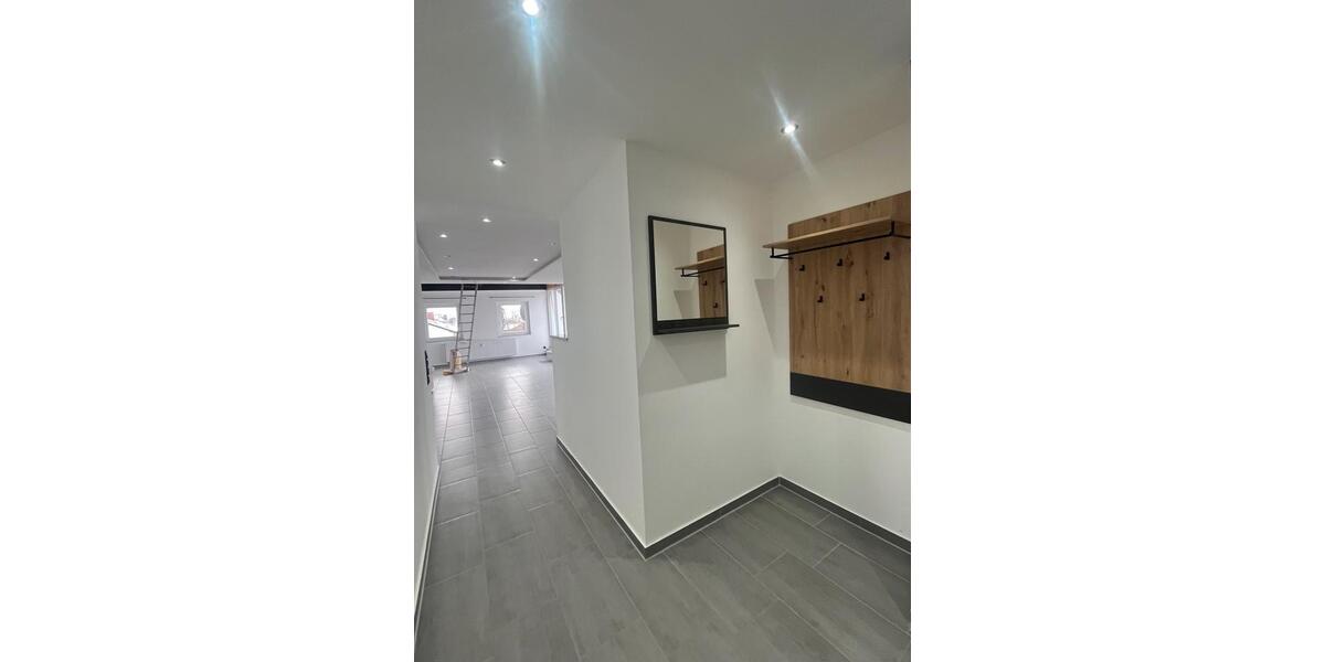 Dachgeschoßwohnung Limburg an der Lahn - 3 Zimmer, 105 m&sup2;, 830&euro; | Angebot:24695299