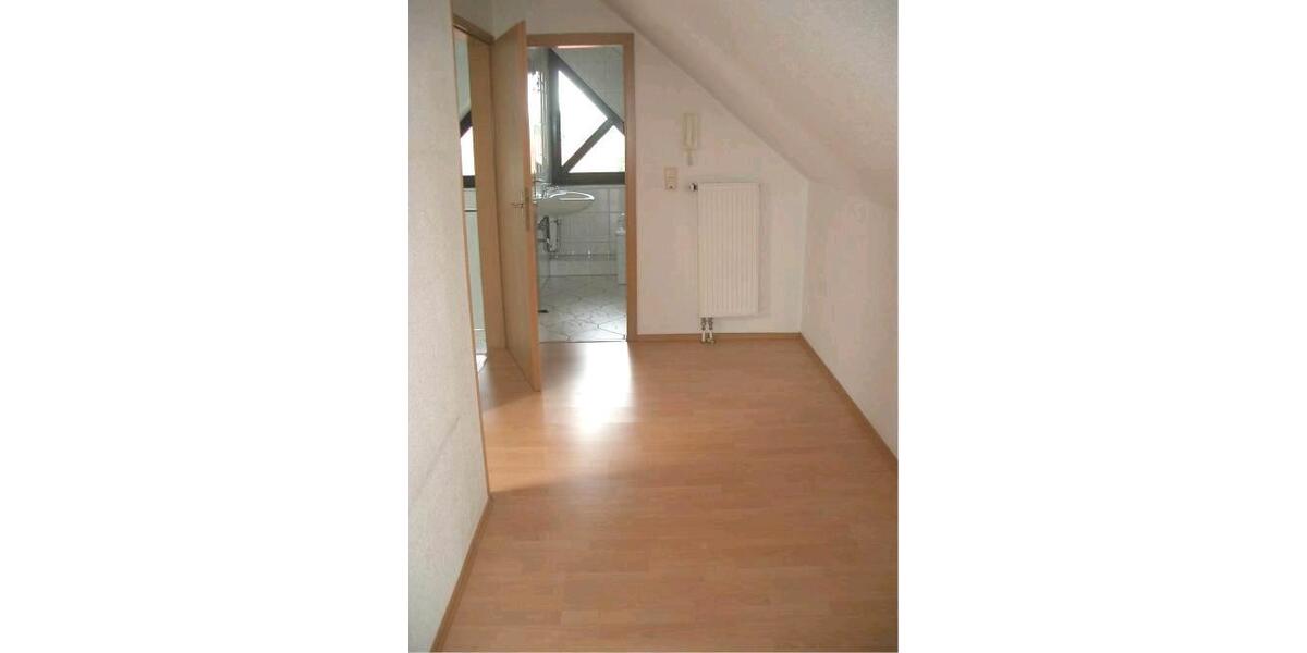 Dachgeschoßwohnung Delbrück - 2.5 Zimmer, 35 m&sup2;, 550&euro; | Angebot:24372115