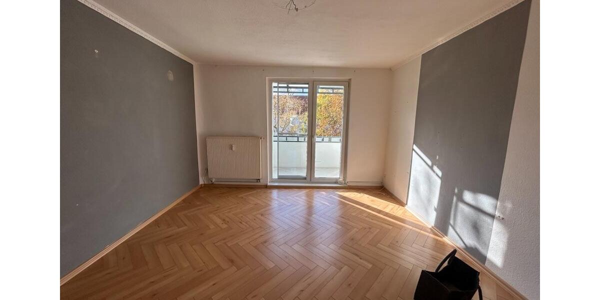 Schöne sanierte 2-Raum-Wohnung in ruhiger Lage Nordpark mit EBK 2 zimmer