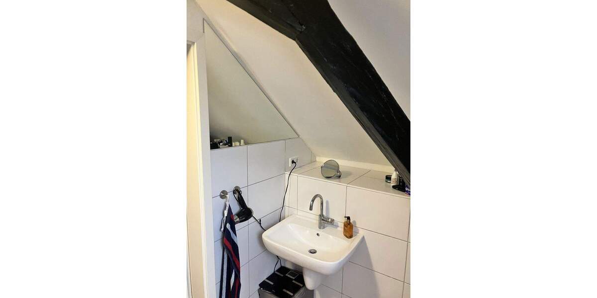 Etagenwohnung Schleswig Lollfuß - 2 Zimmer, 81 m&sup2;, 820&euro; | Angebot:24683783