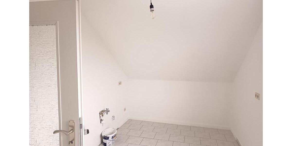 Etagenwohnung Königslutter am Elm - 3 Zimmer, 90 m&sup2;, 550&euro; | Angebot:24651148