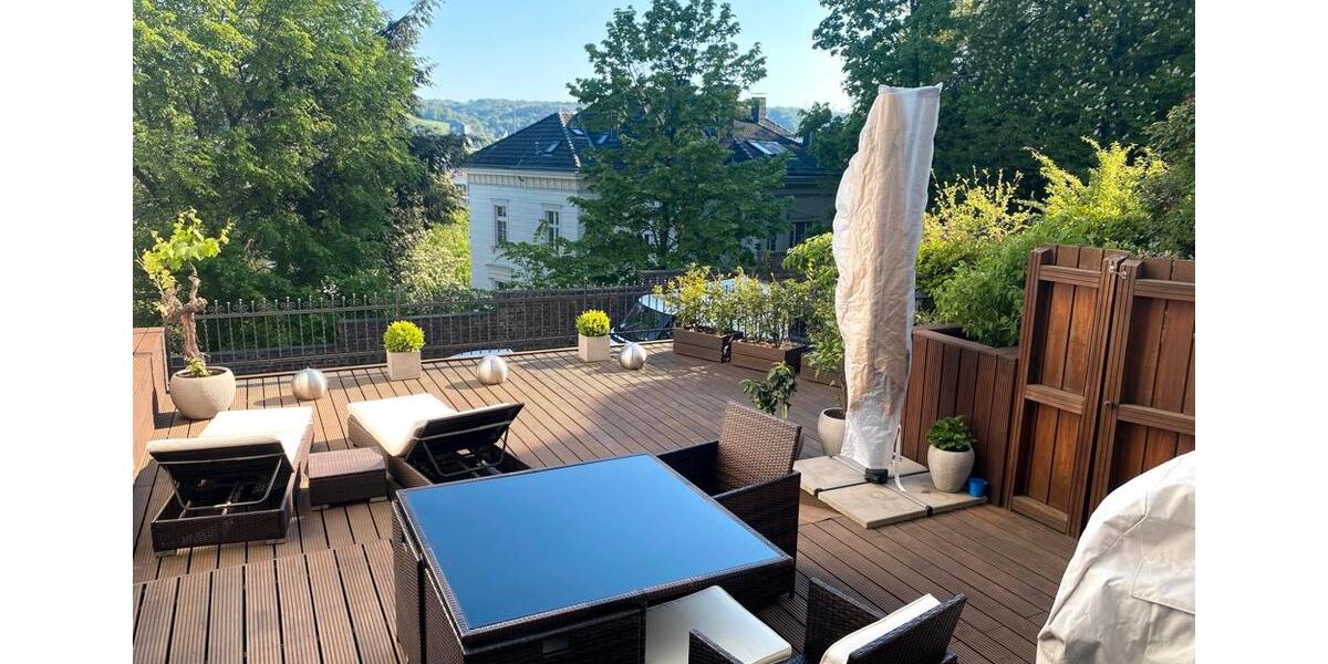 Wohnen auf Zeit Wuppertal Elberfeld - 5 Zimmer, 137 m&sup2;, 1.300&euro; | Angebot:25650104