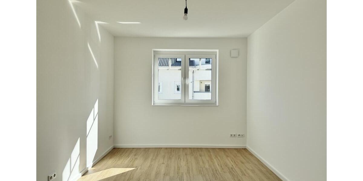 Etagenwohnung Rastede - 3.5 Zimmer, 96 m&sup2;, 1.200&euro; | Angebot:26502822