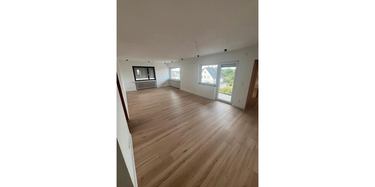 Etagenwohnung Dornburg - 3 Zimmer, 100 m&sup2;, 980&euro; | Angebot:24560246