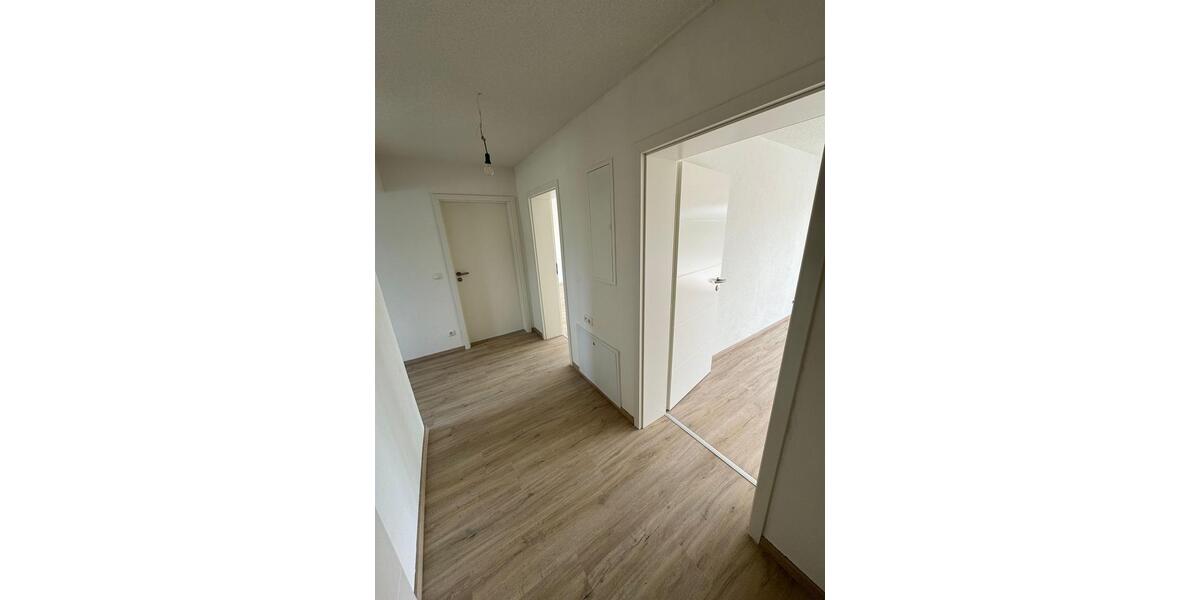 Erdgeschoßwohnung Gerzen - 3 Zimmer, 70 m&sup2;, 1.000&euro; | Angebot:24841185