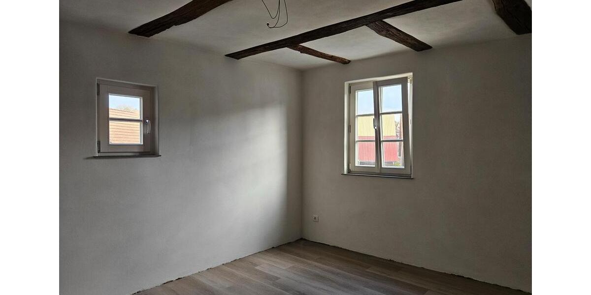 Maisonettenwohnung Mühlacker - 5 Zimmer, 128 m&sup2;, 1.350&euro; | Angebot:23765076