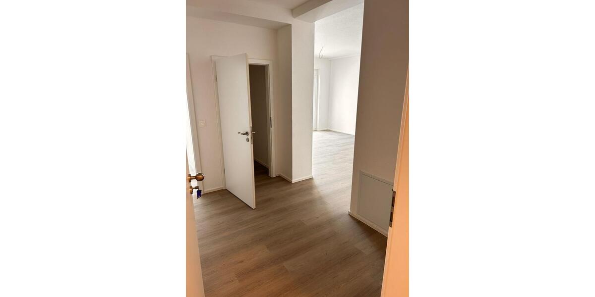 Etagenwohnung Albstadt Gemarkung Onstmettingen - 3 Zimmer, 83 m&sup2;, 950&euro; | Angebot:25182168