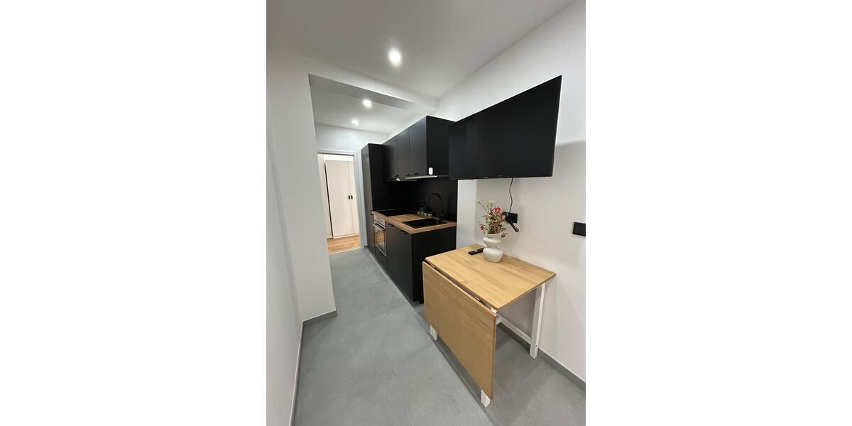 Wohnen auf Zeit Nürnberg Hasenbuck - 1 Zimmer, 12 m&sup2;, 480&euro; | Angebot:24629084