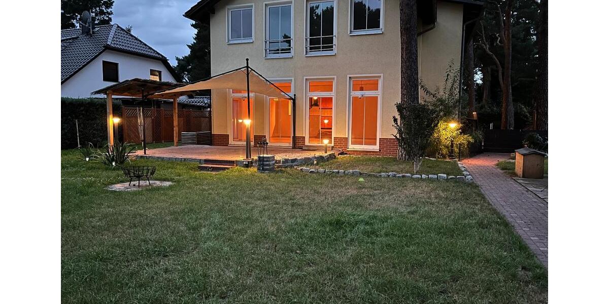 Einfamilienhaus Neuenhagen bei Berlin - 8 Zimmer, 212 m&sup2;, 2.950&euro; | Angebot:25049650