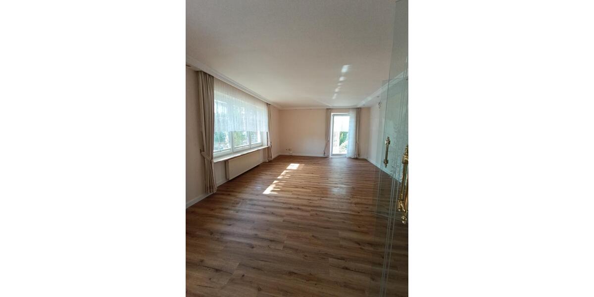 Erdgeschoßwohnung Nandlstadt - 1 Zimmer, 144 m&sup2;, 1.550&euro; | Angebot:25641037