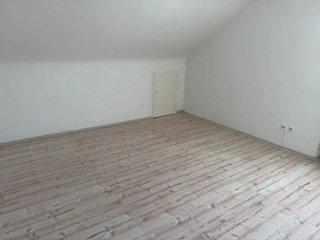 Dachgeschoßwohnung Wehr - 3 Zimmer, 60 m&sup2;, 960&euro; | Angebot:26003080