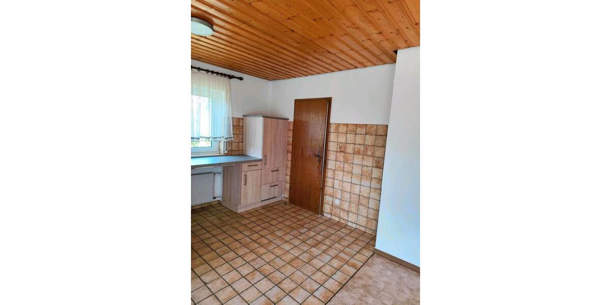 Erdgeschoßwohnung Mudau - 4 Zimmer, 100 m&sup2;, 900&euro; | Angebot:26538966