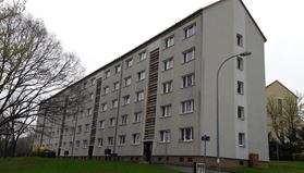 Etagenwohnung Werdau Werdau, Stadt - 3 Zimmer, 63 m&sup2;, 314&euro; | Angebot:25219745