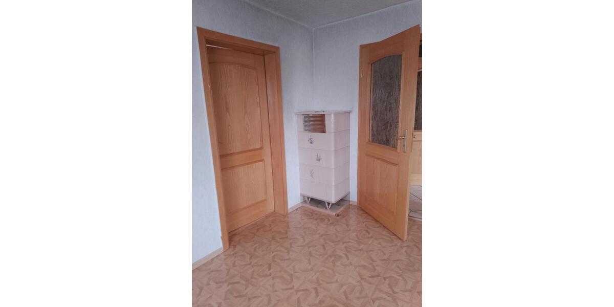 Einfamilienhaus Spaichingen - 6 Zimmer, 150 m&sup2;, 1.200&euro; | Angebot:26399279