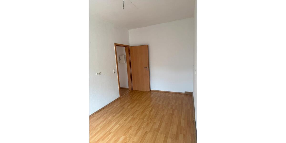 Etagenwohnung Eisenach - 1 Zimmer, 60 m&sup2;, 400&euro; | Angebot:26457855