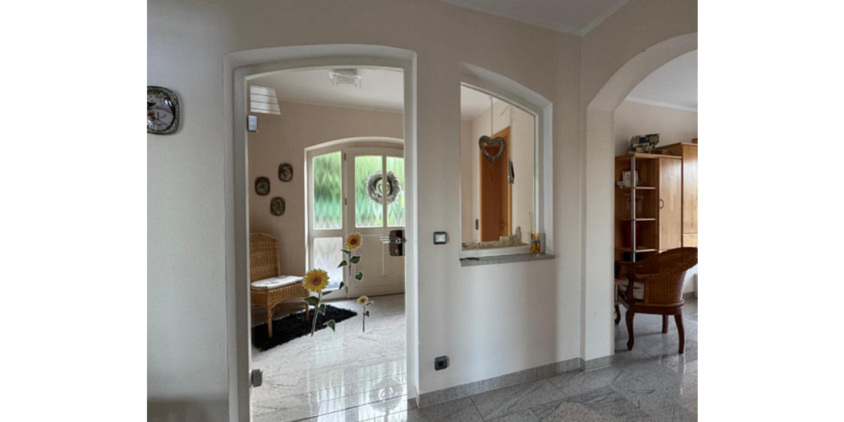 Etagenwohnung Amberg - 5 Zimmer, 205 m&sup2;, 1.850&euro; | Angebot:25306475