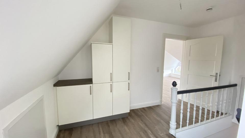 Dachgeschoßwohnung Glücksburg (Ostsee) - 2 Zimmer, 70 m&sup2;, 720&euro; | Angebot:24787757