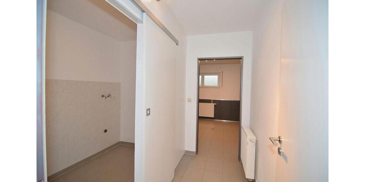 Etagenwohnung Bad Neustadt an der Saale - 2 Zimmer, 80 m&sup2;, 640&euro; | Angebot:26416511