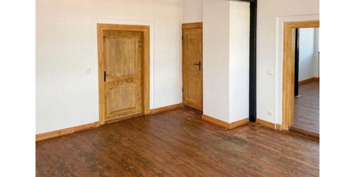 Stilvolle Wohnung in saniertem Altbau mit großer Sonnenterrasse 4 zimmer