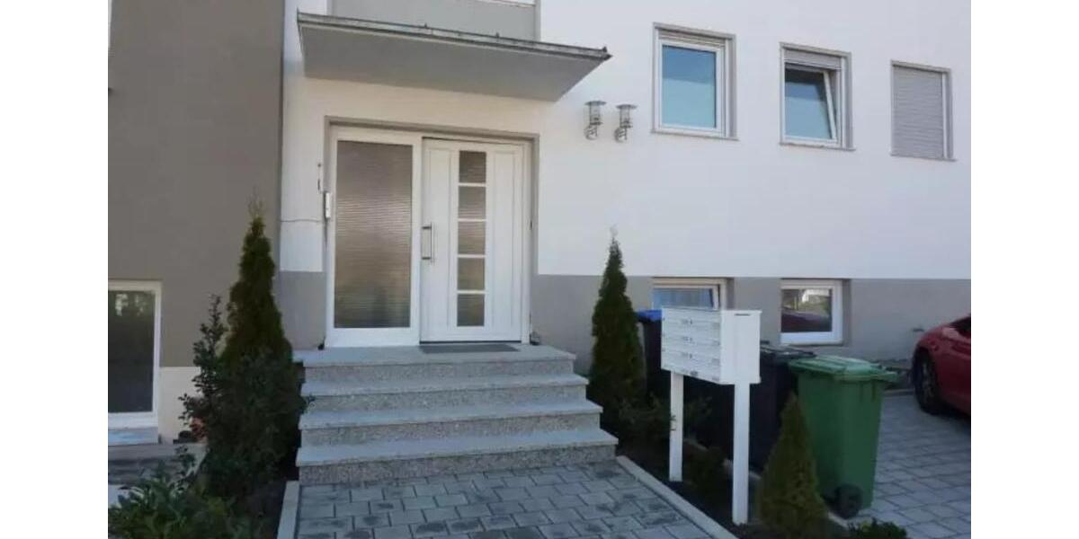 Etagenwohnung Heroldsbach - 5 Zimmer, 135 m&sup2;, 1.500&euro; | Angebot:25350071