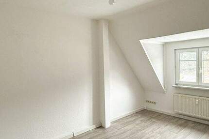 Wohnung Schlettau - 2 Zimmer, 39 m&sup2;, 250&euro; | Angebot:24812574