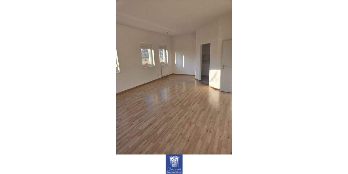 Etagenwohnung Senftenberg - 2 Zimmer, 72 m&sup2;, 460&euro; | Angebot:25781181