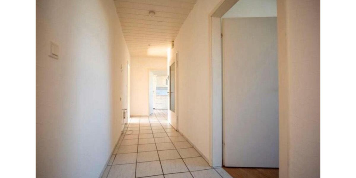 Etagenwohnung Tauberbischofsheim - 3 Zimmer, 90 m&sup2;, 790&euro; | Angebot:25870568