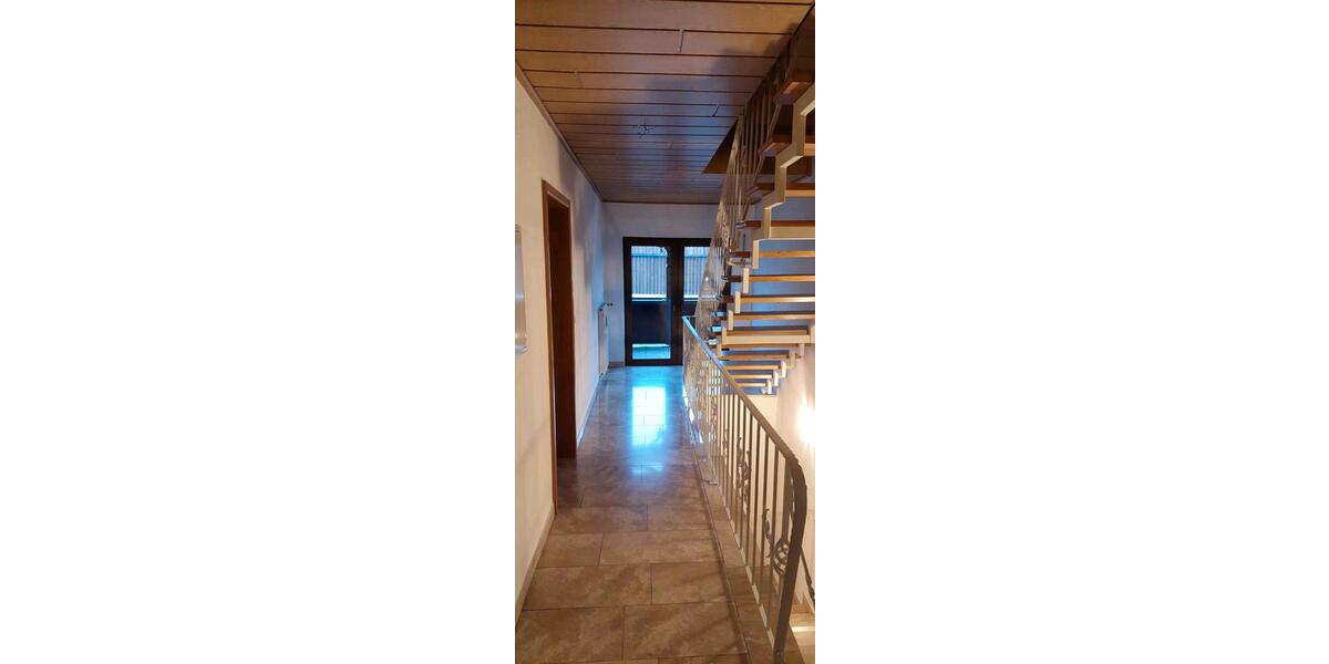 Etagenwohnung Bad Kissingen - 5 Zimmer, 130 m&sup2;, 850&euro; | Angebot:26102527
