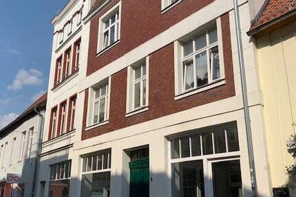 Gewerbeobjekt Güstrow - 4 Zimmer, 1.500&euro; | Angebot:24114844