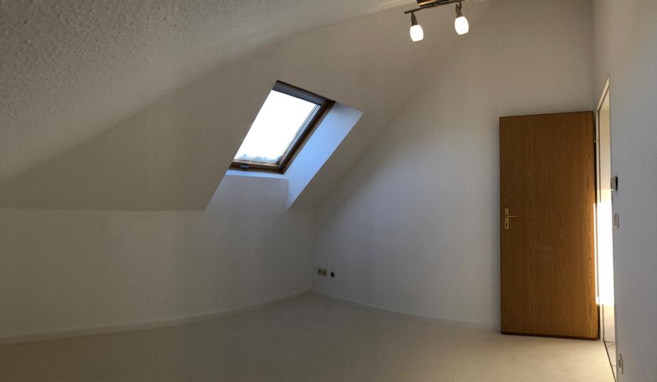 Dachgeschoßwohnung Kleinmachnow - 2 Zimmer, 43 m&sup2;, 929&euro; | Angebot:26096108