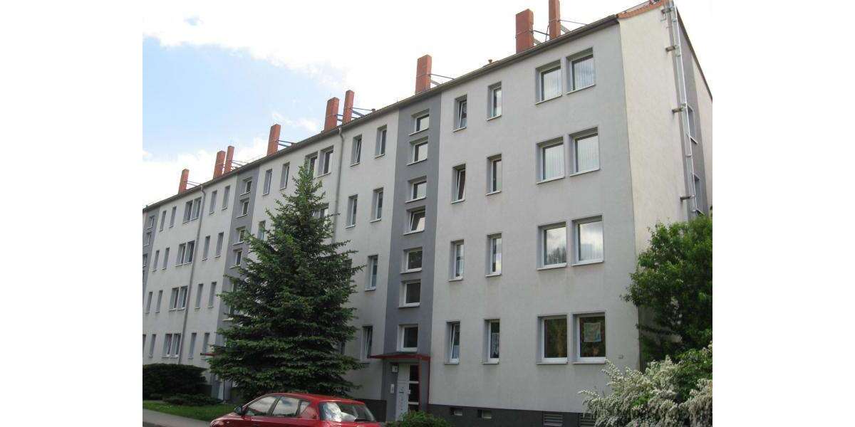 Wohnung zum Mieten in Naumburg (Saale) 594 € 73.29 m² 4 zimmer