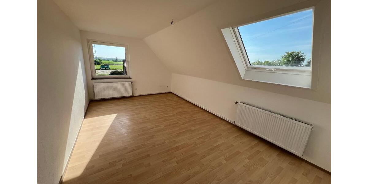 Dachgeschoßwohnung Uetze - 2 Zimmer, 50 m&sup2;, 475&euro; | Angebot:26624878