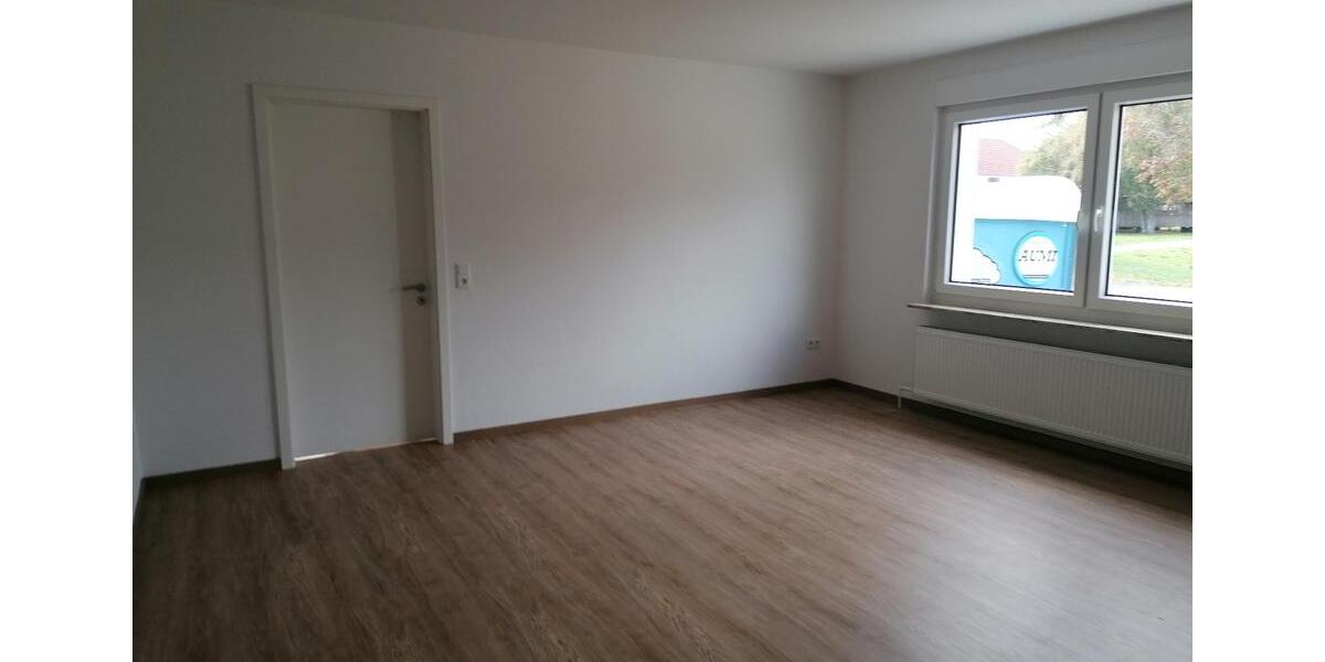 Erdgeschoßwohnung Rhauderfehn - 3 Zimmer, 90 m&sup2;, 695&euro; | Angebot:25930733