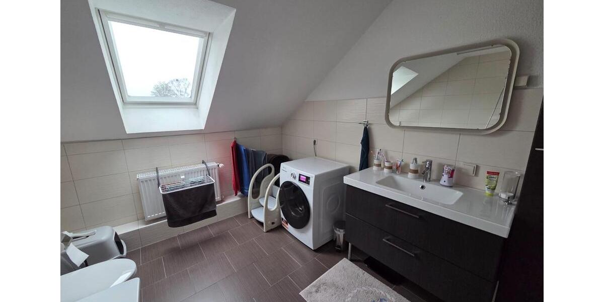 Etagenwohnung Weißwasser (Oberlausitz) - 4 Zimmer, 93 m&sup2;, 651&euro; | Angebot:26664454