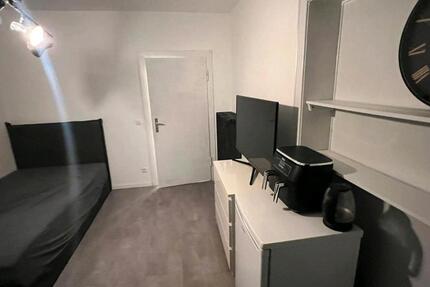 Wohnen auf Zeit Bergisch Gladbach - 1 Zimmer, 22 m&sup2;, 600&euro; | Angebot:26663140