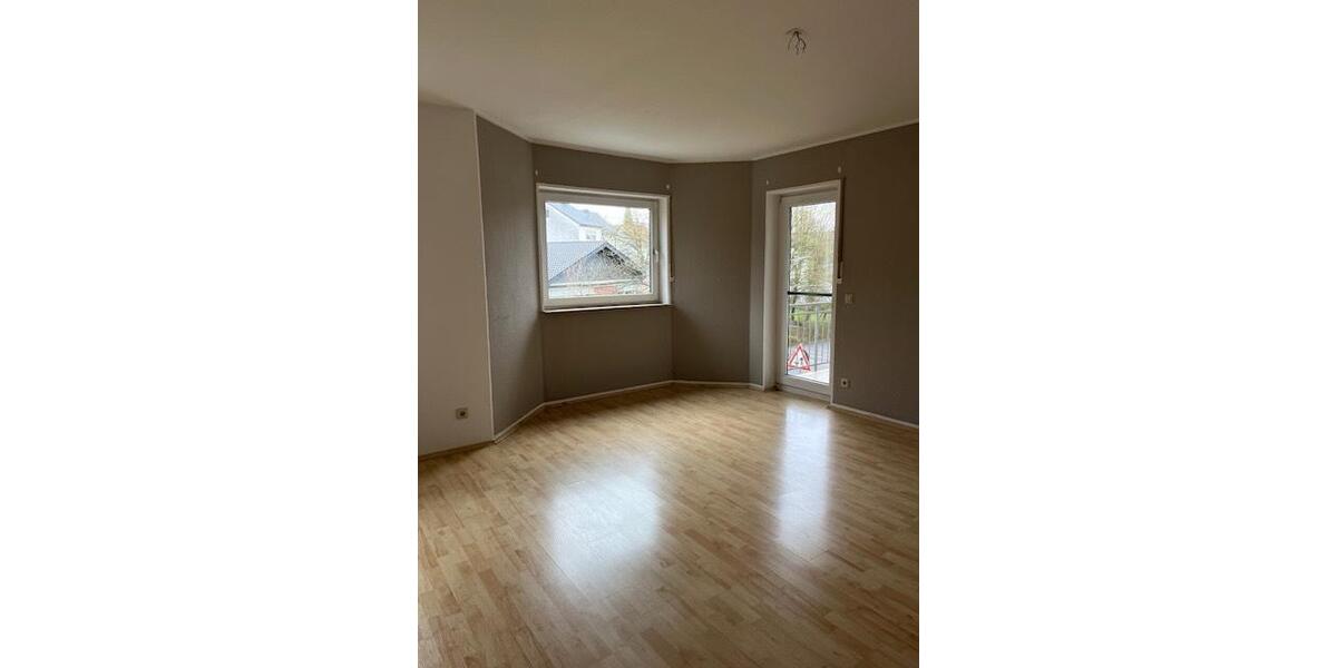 Erdgeschoßwohnung Ruppichteroth - 4 Zimmer, 105 m&sup2;, 950&euro; | Angebot:26023994