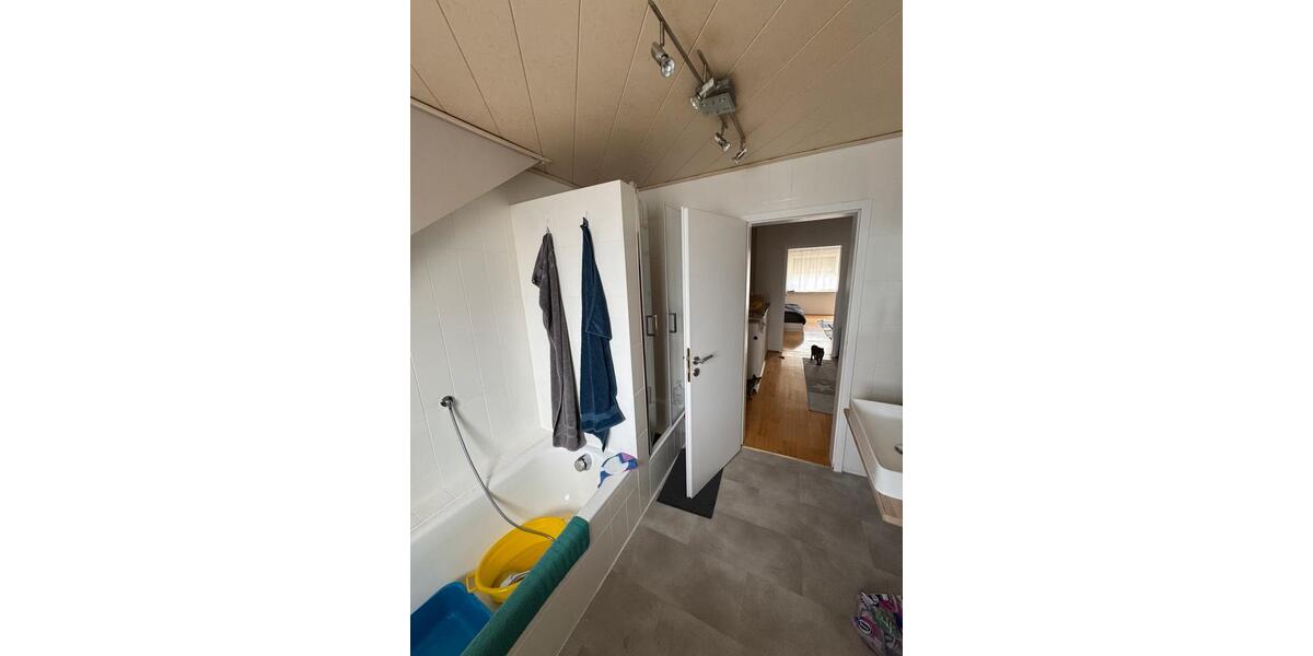 Reihenhaus Neumarkt in der Oberpfalz Altenhof - 4 Zimmer, 130 m&sup2;, 1.620&euro; | Angebot:25916401