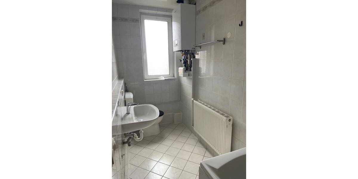 Etagenwohnung Eisenach - 5 Zimmer, 127 m&sup2;, 850&euro; | Angebot:25964646