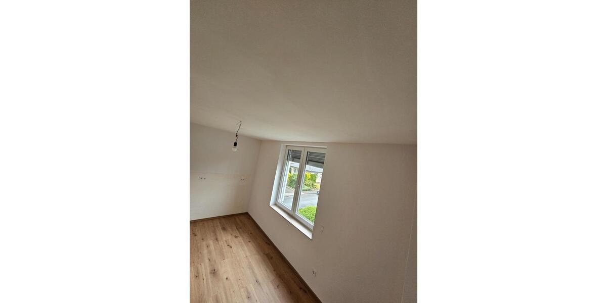 Etagenwohnung Wesel Bislich - 3 Zimmer, 102 m&sup2;, 1.120&euro; | Angebot:25081413