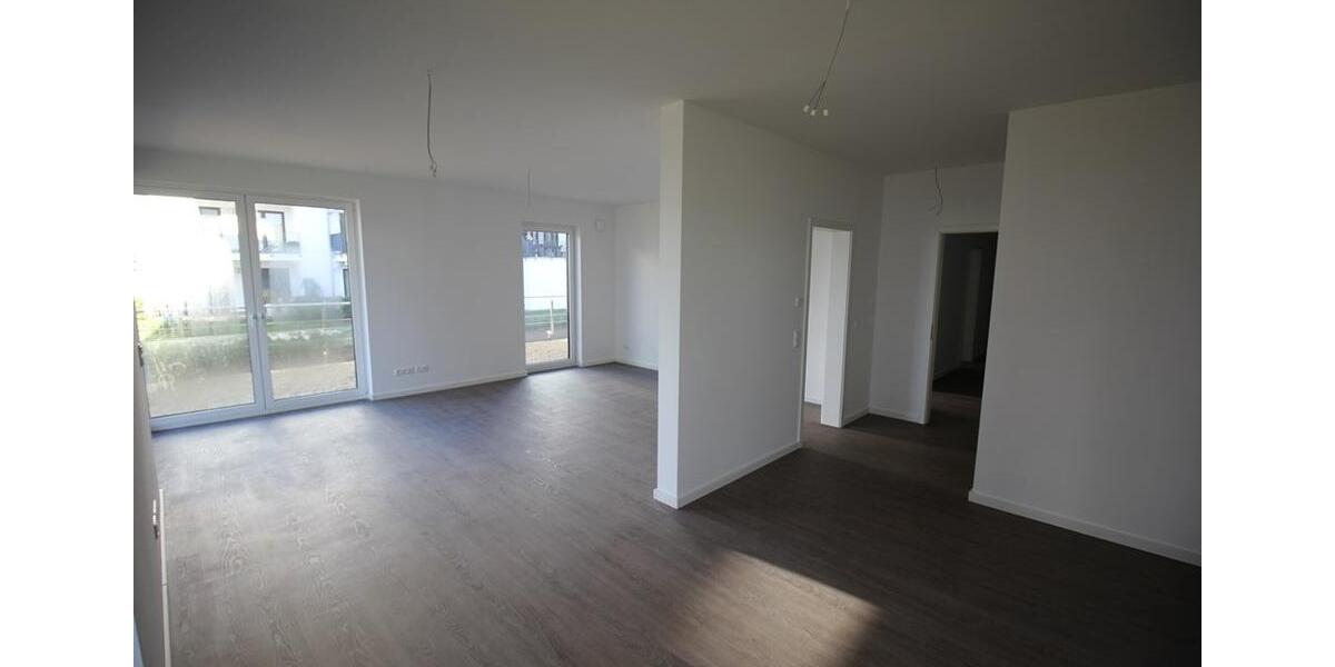 Erdgeschoßwohnung Schwerin Altstadt - 3 Zimmer, 110 m&sup2;, 1.650&euro; | Angebot:24495567