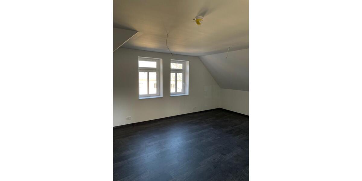 Maisonettenwohnung Pößneck - 3 Zimmer, 165 m&sup2;, 1.000&euro; | Angebot:24846772