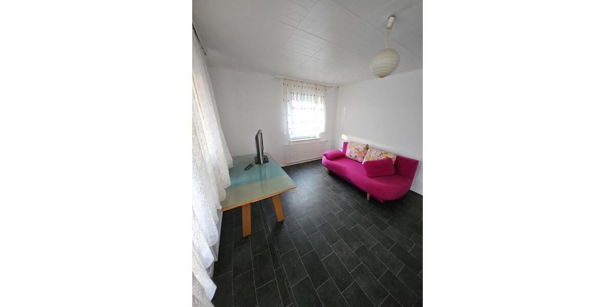 Etagenwohnung Hameln - 1 Zimmer, 10 m&sup2;, 320&euro; | Angebot:26041150