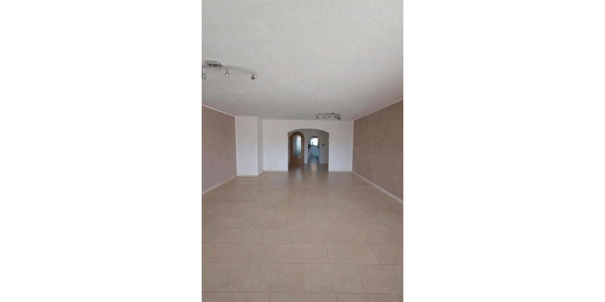 Etagenwohnung Schwörstadt - 3.5 Zimmer, 94 m&sup2;, 1.250&euro; | Angebot:26071870